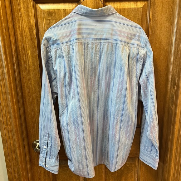 Men’s Tommy Bahama Button Down Blue with Rainbow Stripes Large - Picture 5 of 5